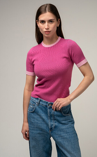 Как красиво заправить футболку